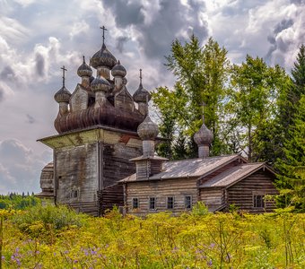 Церковь Рождества Пресвятой Богородицы