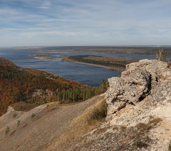 Одинокий утёс