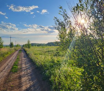 По дороге с облаками.