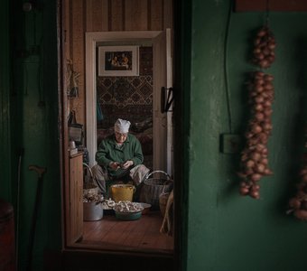 Бабушка Валентина и грибы