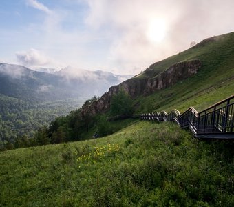 Лестница в горы