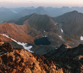 Каменная чаша