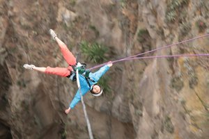 Полёт над бездной: открылся самый высокий аттракцион по банджи-джампингу в мире