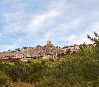 Вид на Пещерный монастырь «Шулдан»