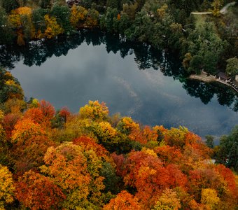 Нижнее Голубое озеро . КБР.