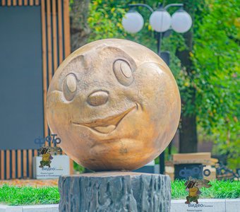 Скульптура Колобка. Город Курск