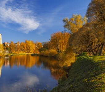 Псков... По берегу Псковы..