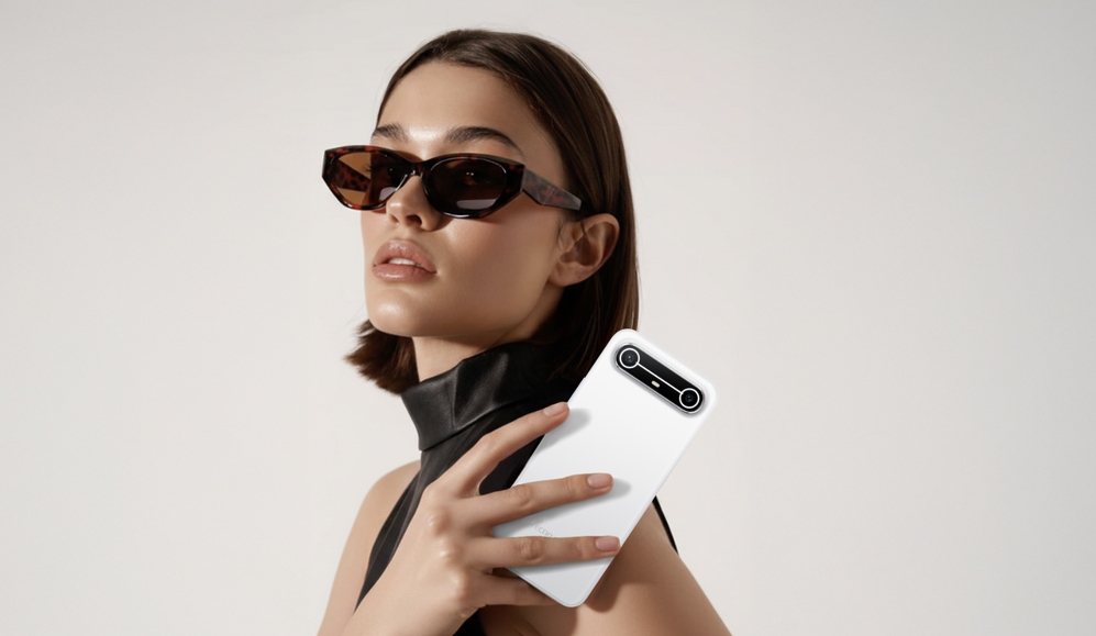 Новинки октября: от лампы до автомобиля