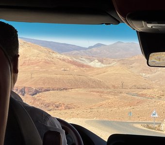 Серпантин гор Верхнего Атласа