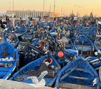 Синие лодки Эссауэйры