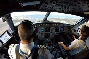 «Поймай меня, если сможешь»: пилот без диплома возил пассажиров по Европе