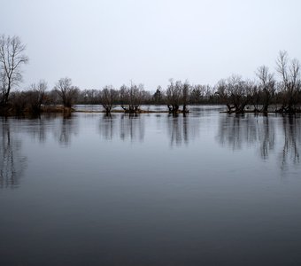 Енисей, устье Есауловки. Красноярский край