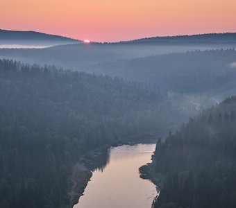 Восход солнца над Усьвой