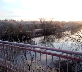 На мосту у реки Нары