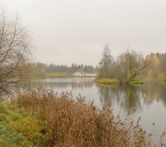 Пасмурно в Гатчине