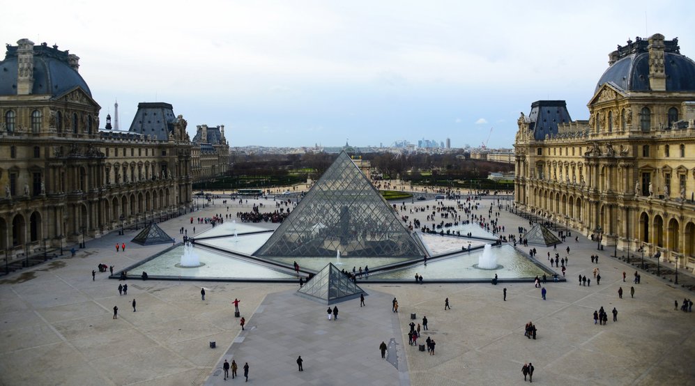 Стоимость входного билета в Лувр вырастет (для туристов не из Европы)