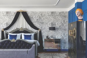 Отели: «39», «Астория» и «Англетер»