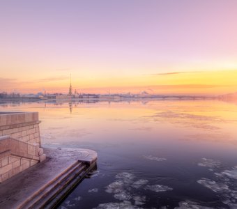 ледостав на Неве...