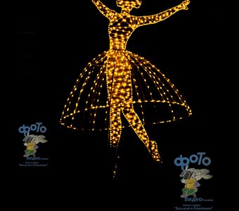 Новогодние украшения города Курска.