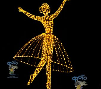 Новогодние украшения города Курска.