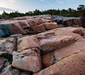 Каменный берег