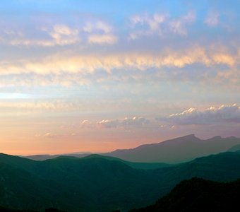 Утро в горах с плато Лагонаки