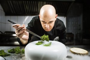 Вкус – это иллюзия: что такое нейрогастрономия и с чем её едят