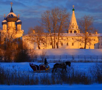 Зима в Суздале