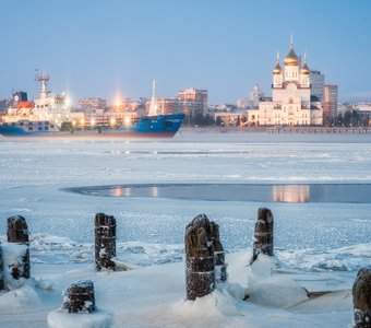 Ясный вечер над Двиной