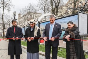 На Тверском бульваре проходит фотовыставка «Катар. Там, где живёт свет»