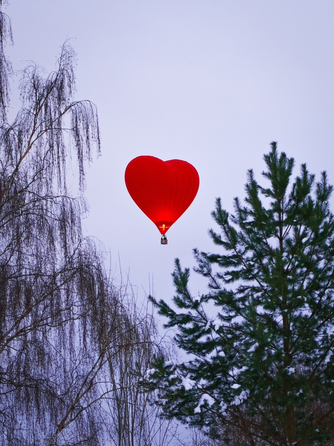 Между нами что-то есть