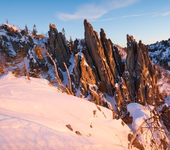 Таганай, Двуглавая сопка, Перья
