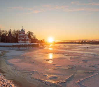 Неповторимый закат над Угличем