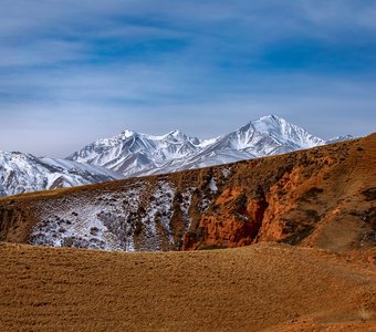 Контрасты марта