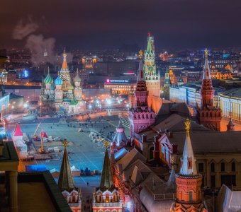 Над городом