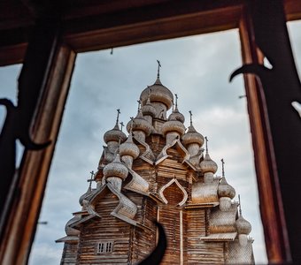 Преображенская церковь на острове Кижи