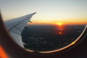 Россиянка наглоталась успокоительных в самолете и чуть не умерла