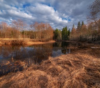 Апрельский март