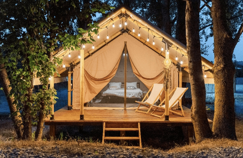 На Селигере откроют археологический глэмпинг