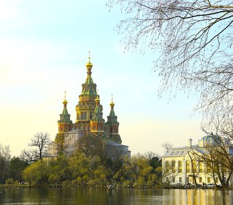 Церковь Петра и Павла в Петергофе
