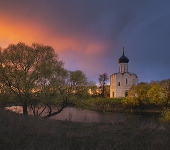 Апрельский вечер в Боголюбове
