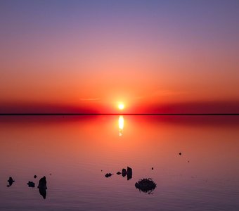 Закат на Эльтоне. Апрель 2025