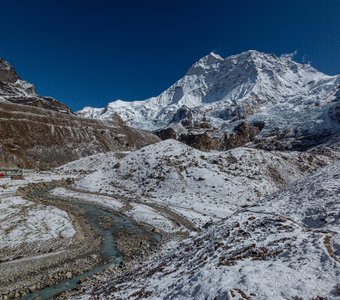 Суровый Макалу