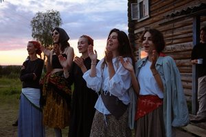 Фолк-кемп: лагерь в поморской деревне с командой собирателей фольклора