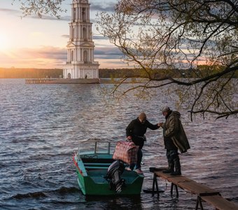 Романтика не угасла