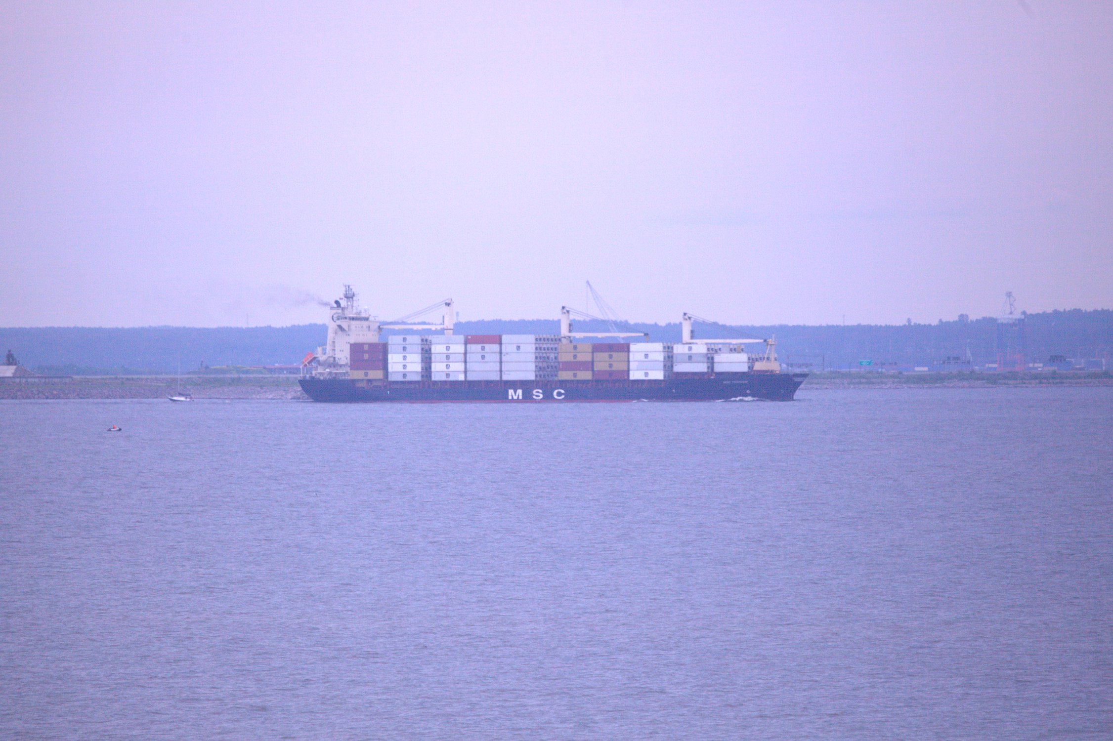 Сухогруз в Финском заливе