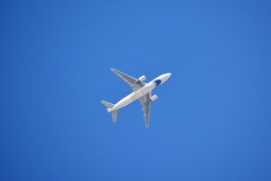 Застрявших в Израиле туристов начнут вывозить по воздуху