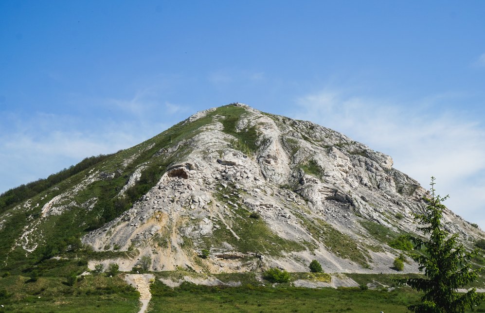 Шиханы Башкирии: древние рифы в уральских степях