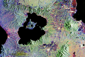 Вулканический кратер Тааль – это остров в озере внутри острова в озере внутри другого острова