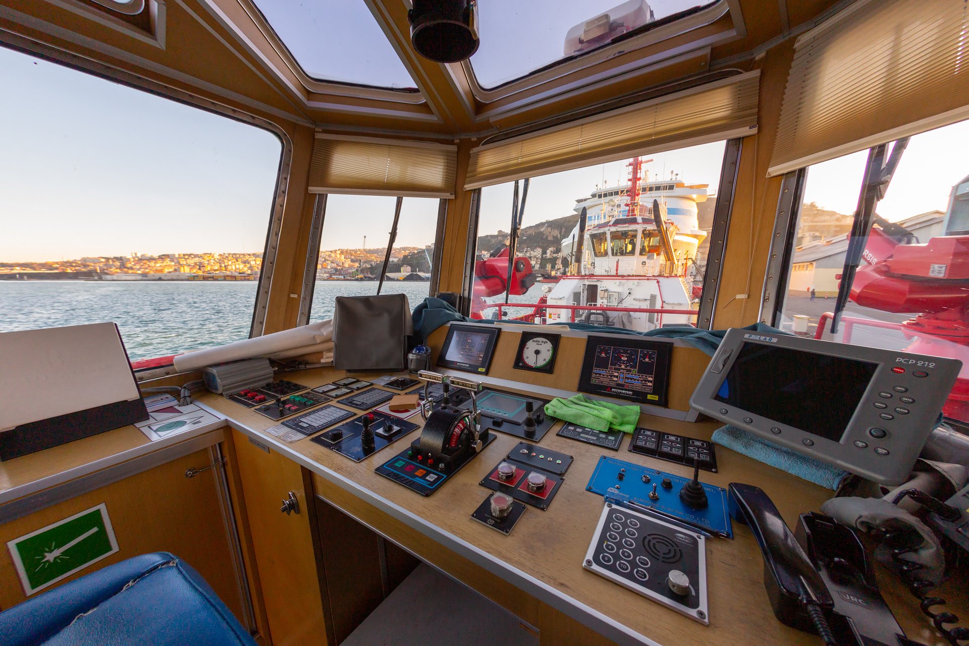 Рубка буксира